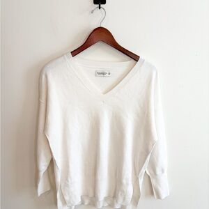 Abercrombie & Fitch Women's V-Neck Sweater - Size XXSmall Soft AF Collection